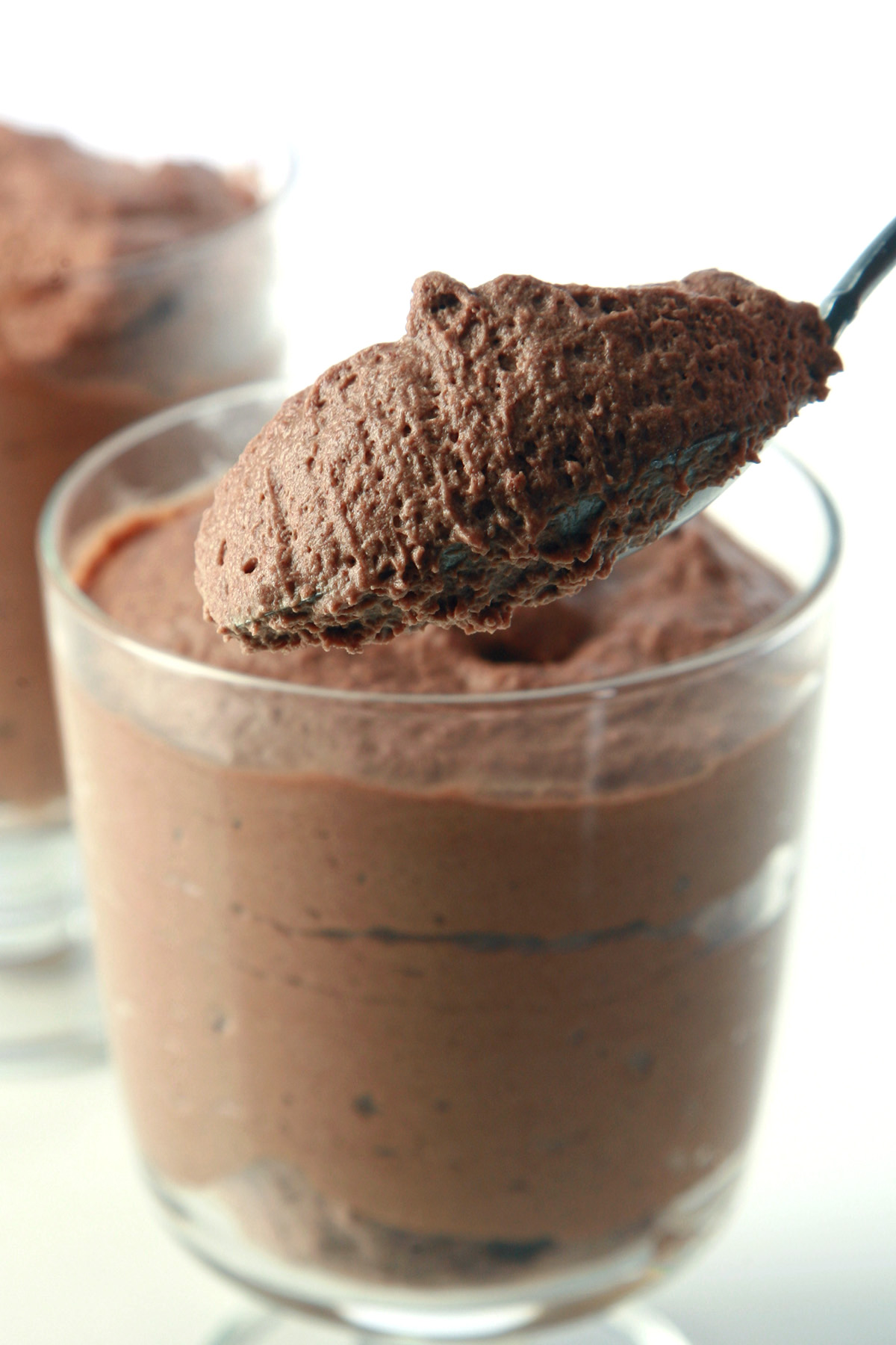 2 servings of keto chocolate mousse.