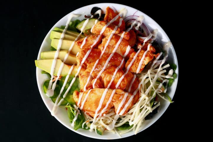 healthy-buffalo-chicken-salad-cookin-with-mima