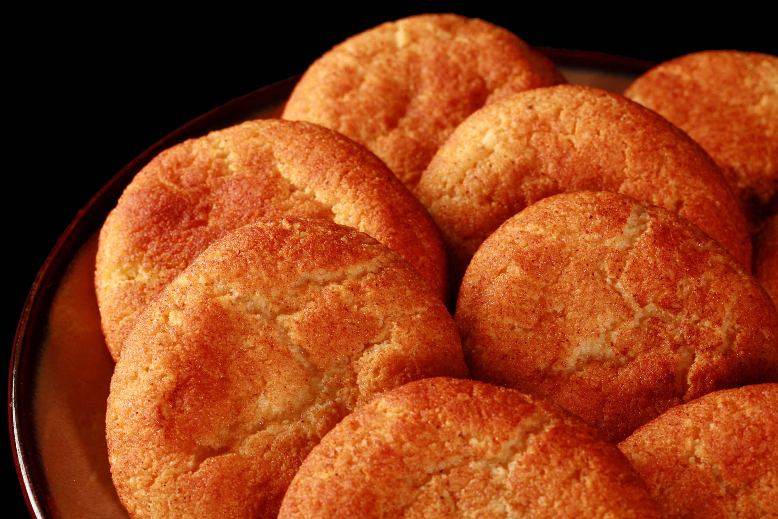 A plate of keto snickerdoodles.