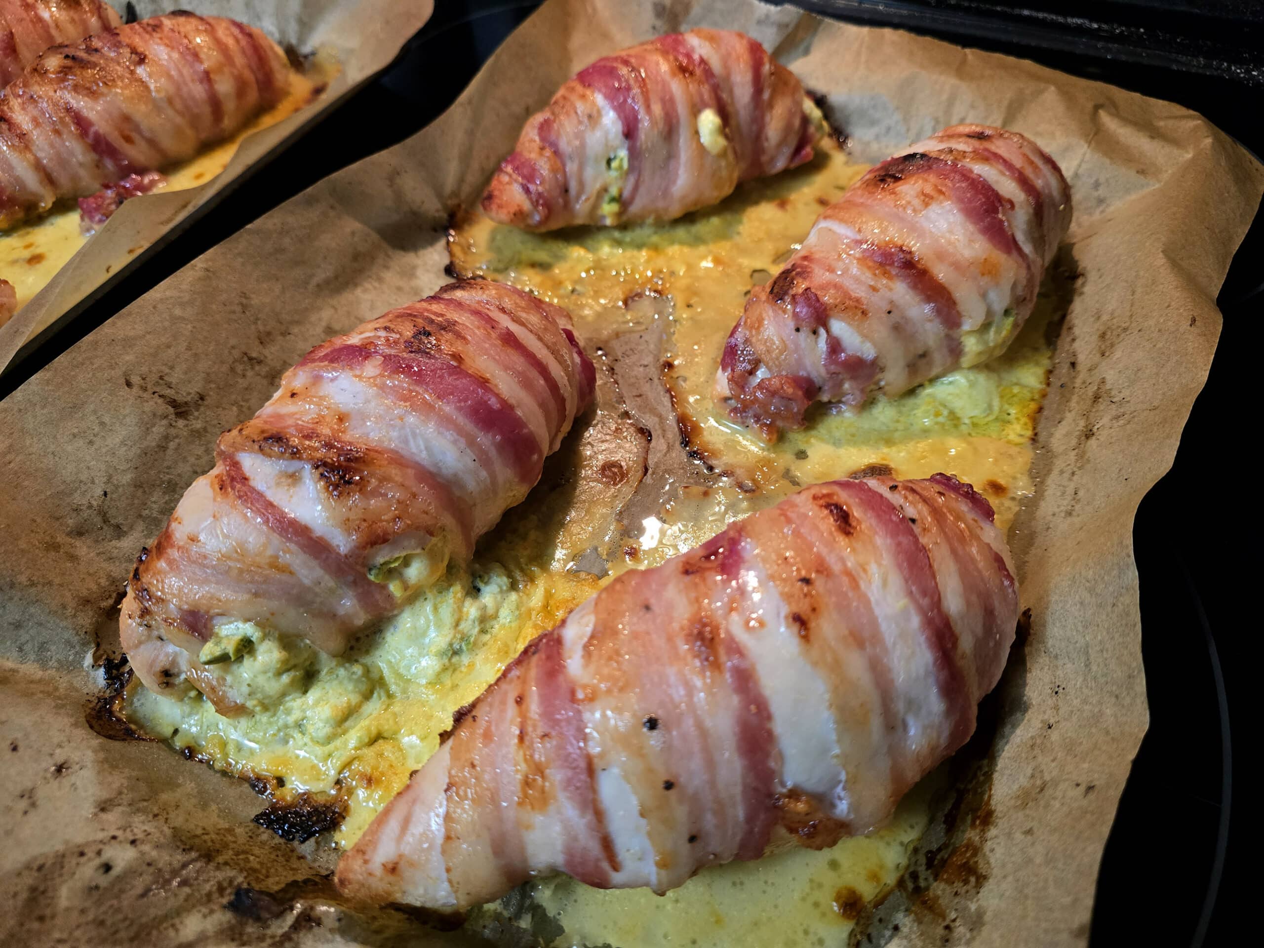 A pan of baked jalapeno popper chicken breasts.